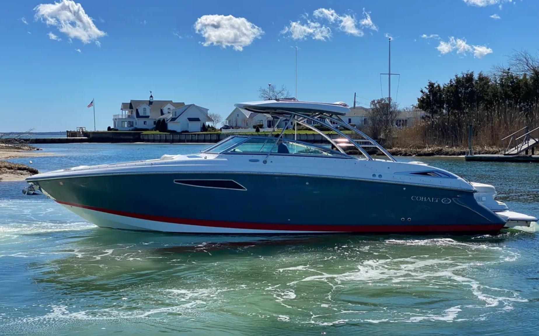 How to Read a Boat Listing Like a Pro